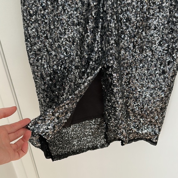 ♻️DONATED DEC. 2023♻️ 
NWT Milly size 8 sequin dress - Picture 3 of 11